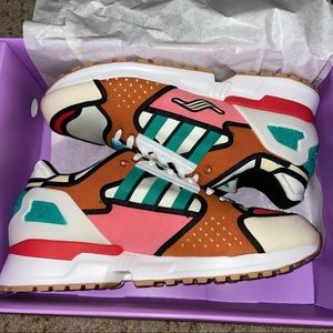 Size 9.5 simpson adidas shoe